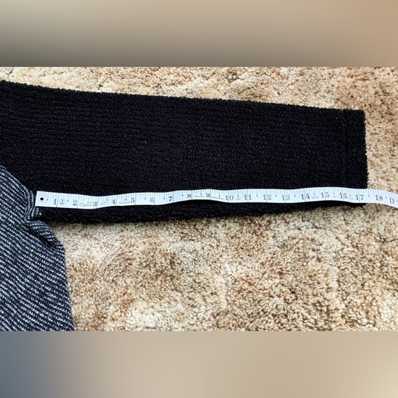 Coldwater Creek Sweater/Jacket/Cardigan, Sz. MP, Multi-Media, Red/Black - Picture 10 of 11